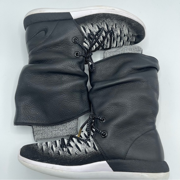 Nike Women’s Roshe Two Hi Flyknit Sneakers - Picture 4 of 8